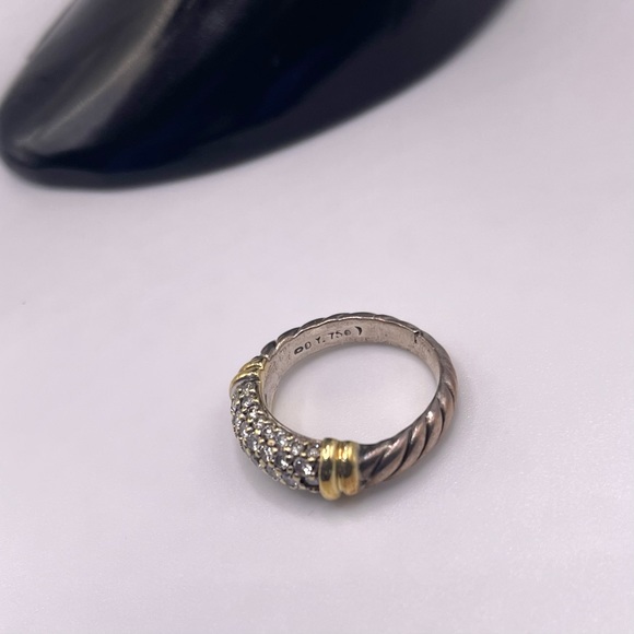 David Yurman Diamond 18K Ring - Picture 3 of 4